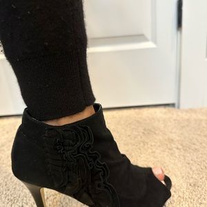 Zigi Soho Zoom 4 inches ankle booties